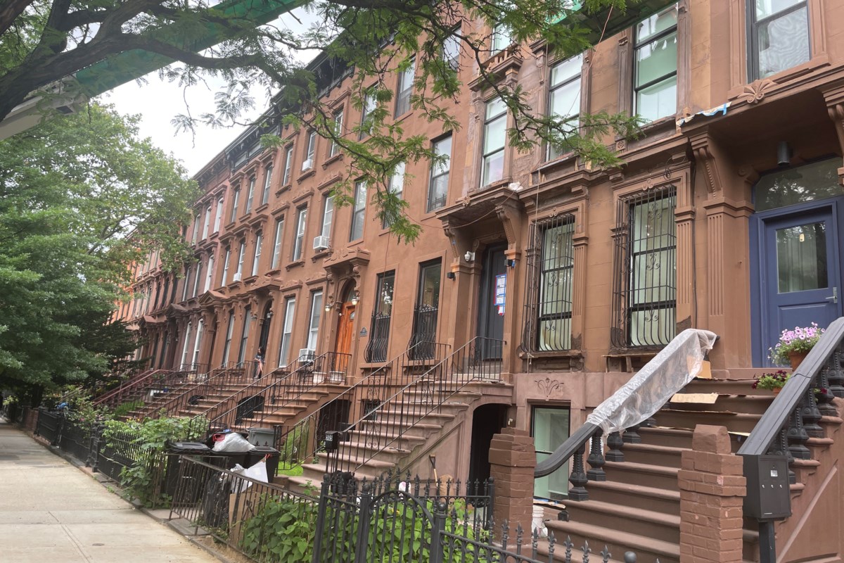 Real Estate Scams And Deed Theft Don't Have to Leave Brooklyn Homeowners on Edge