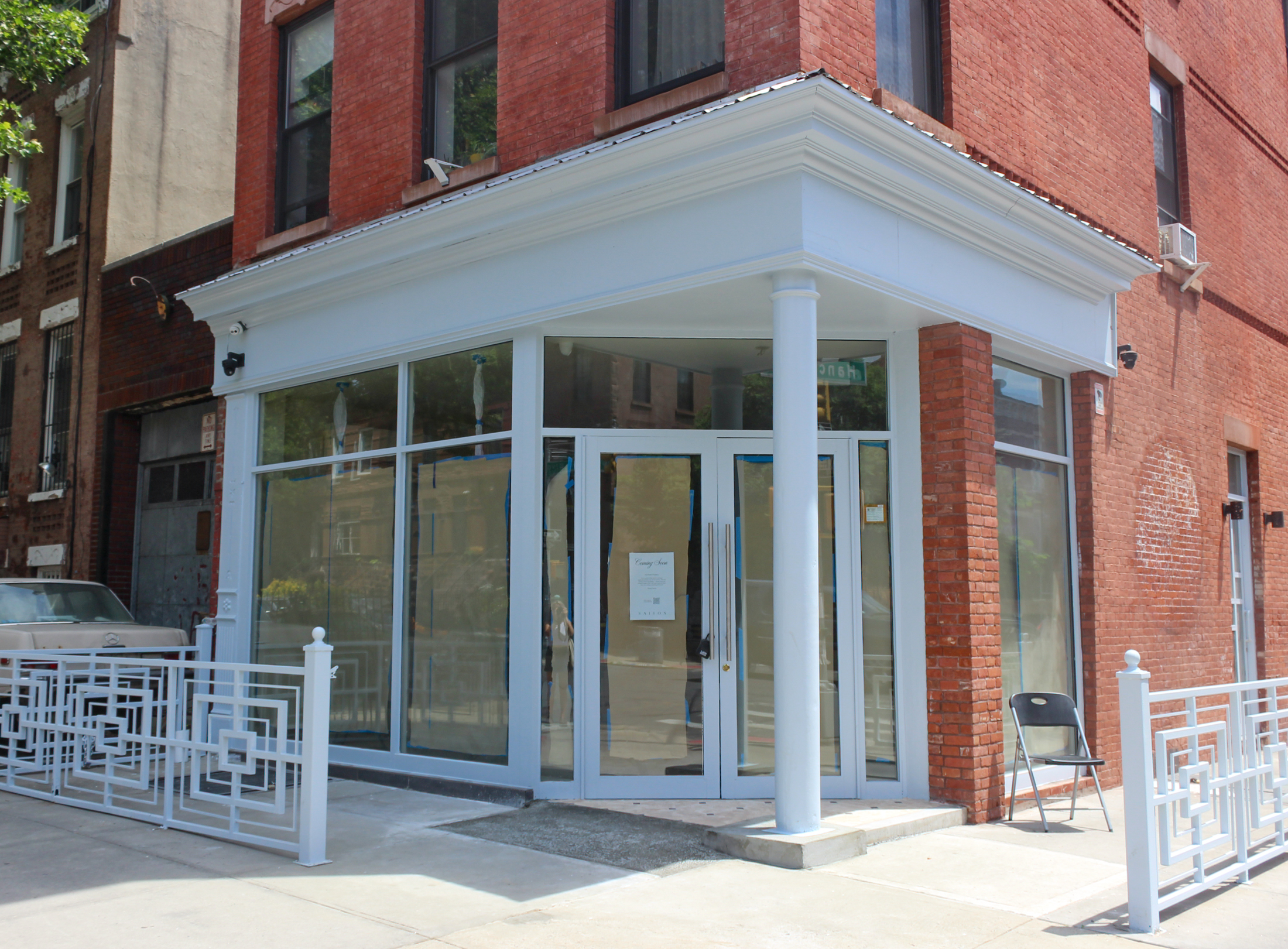 bed stuy - corner storefront with white trim