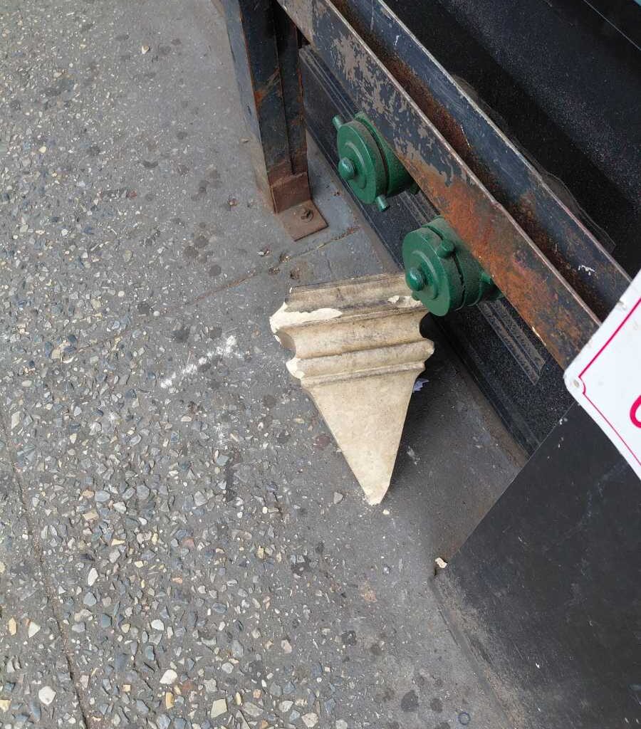Boy struck in head by chunk of concrete that fell from a rooftop in Jackson Heights while walking on 82nd Street: DOB – QNS