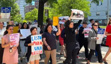 Brooklyn Defenders Union Rallies Before Contract Expiration