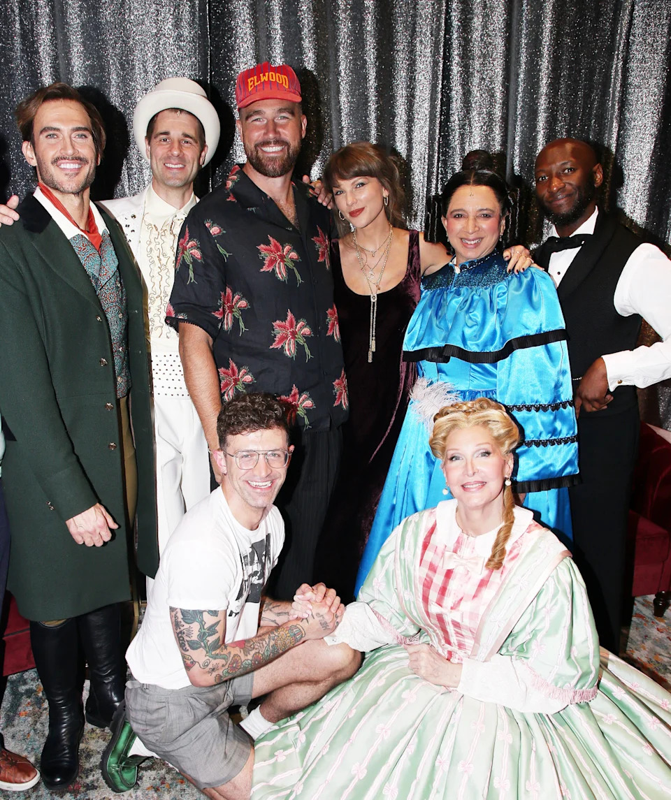 GettyImages-2281454540Taylor-Swift-and-Travis-Kelce-Enjoy-Broadway-Date-Night-in-NYC-After-Knicks-Fandom-Backlash.jpg