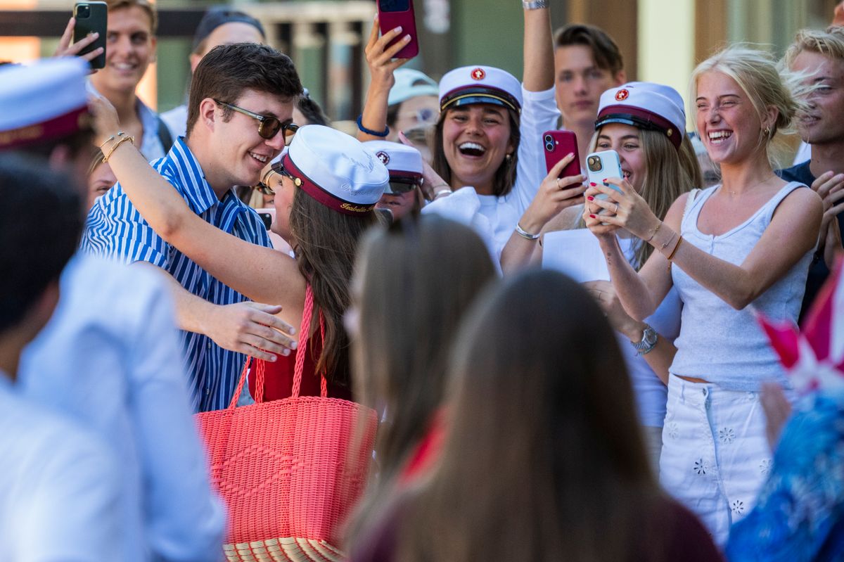 Princess Isabella of Denmark celebrated her graduation surrounded by her proud family, including King Frederik X, Queen Mary and her siblings.