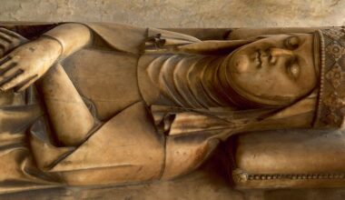 Archaeologists Cracked Open a Mysterious Coffin—and Found the 700-Year Old Remains of a Queen