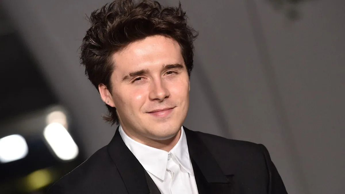 Brooklyn Beckham Reportedly Didn’t Open Door for Harper Because He Wasn’t Home