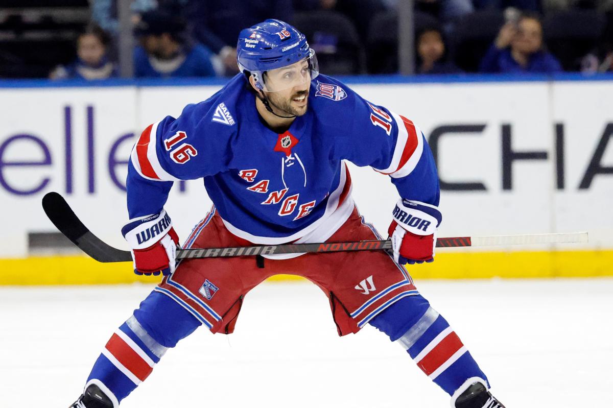 Rangers' Vincent Trocheck trade market includes Maple Leafs