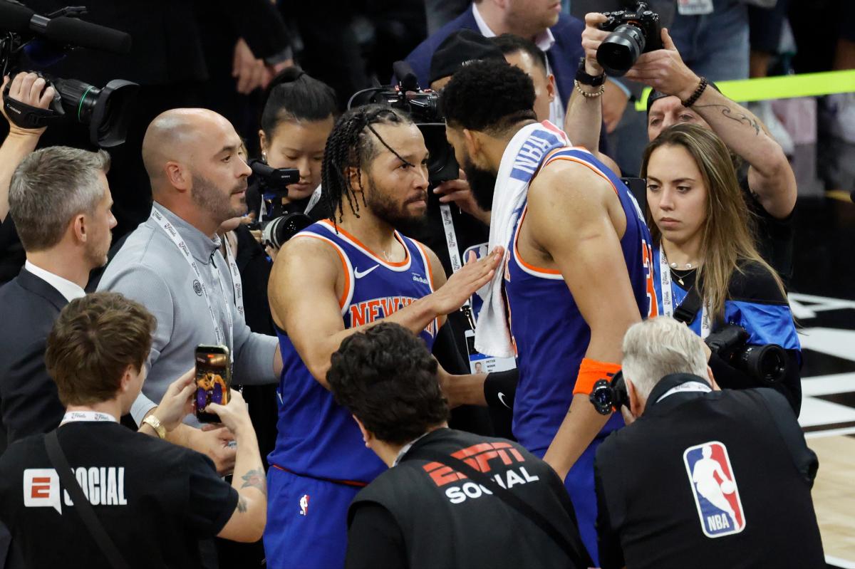 Knicks now overwhelming title favorites after shocking start to NBA Finals