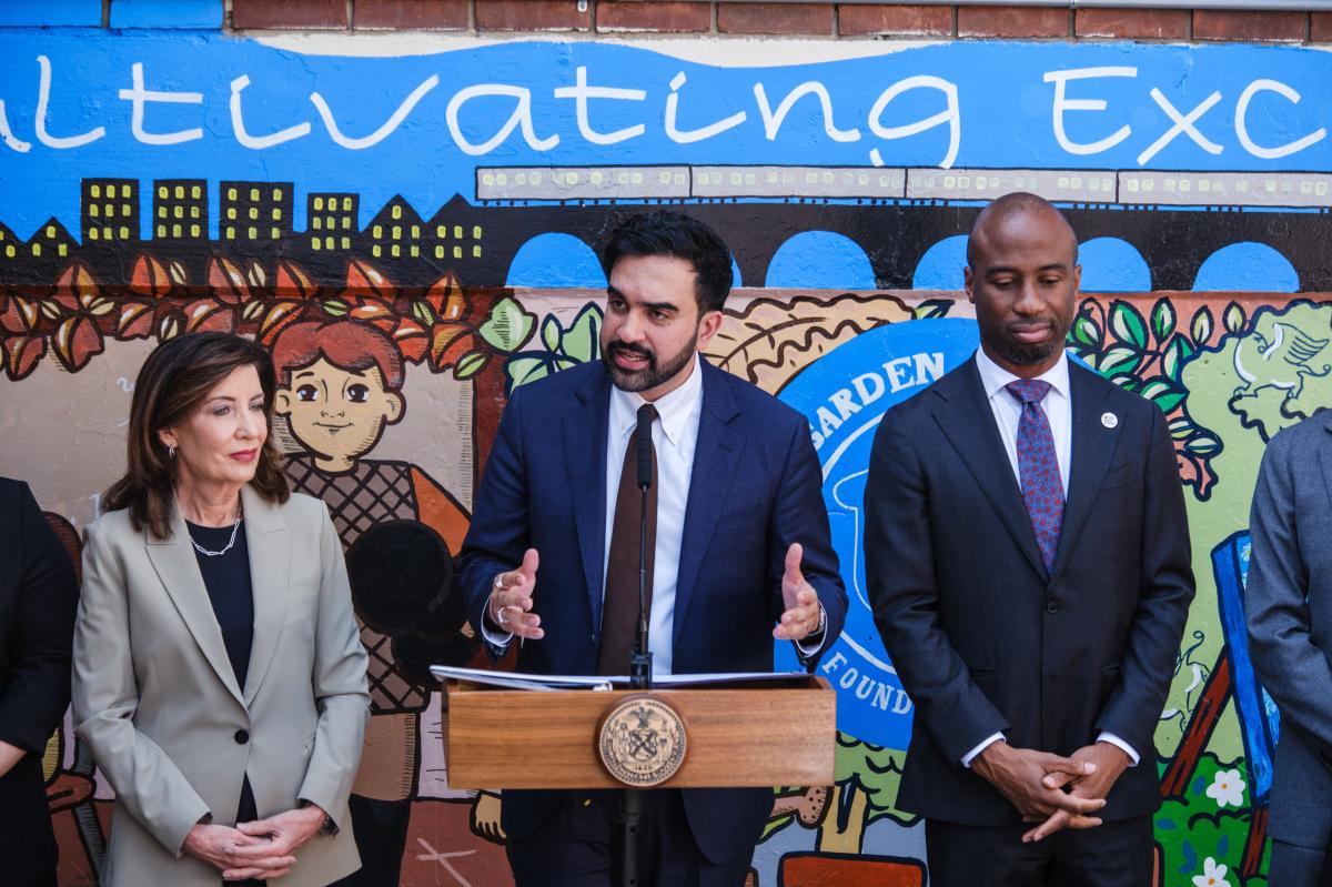 NYC taxpayers could be on the hook for $21M teacher bonuses under Mamdani, UFT class size deal