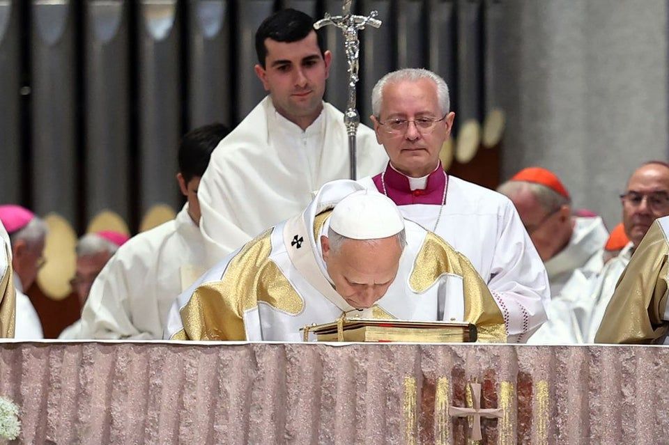 Pope Leo XIV celebrates Mass inside Barcelona's Sagrada Família during a historic ceremony honoring Antoni Gaudí's legacy.