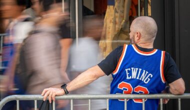 Knicks fans are losing their minds about something besides the refs.