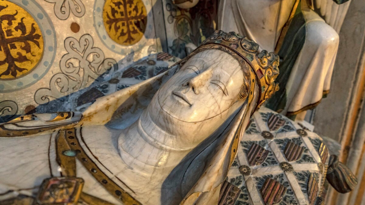 Archaeologists Opened a Queen’s 700-Year-Old Tomb and Found a Medieval Mystery Instead