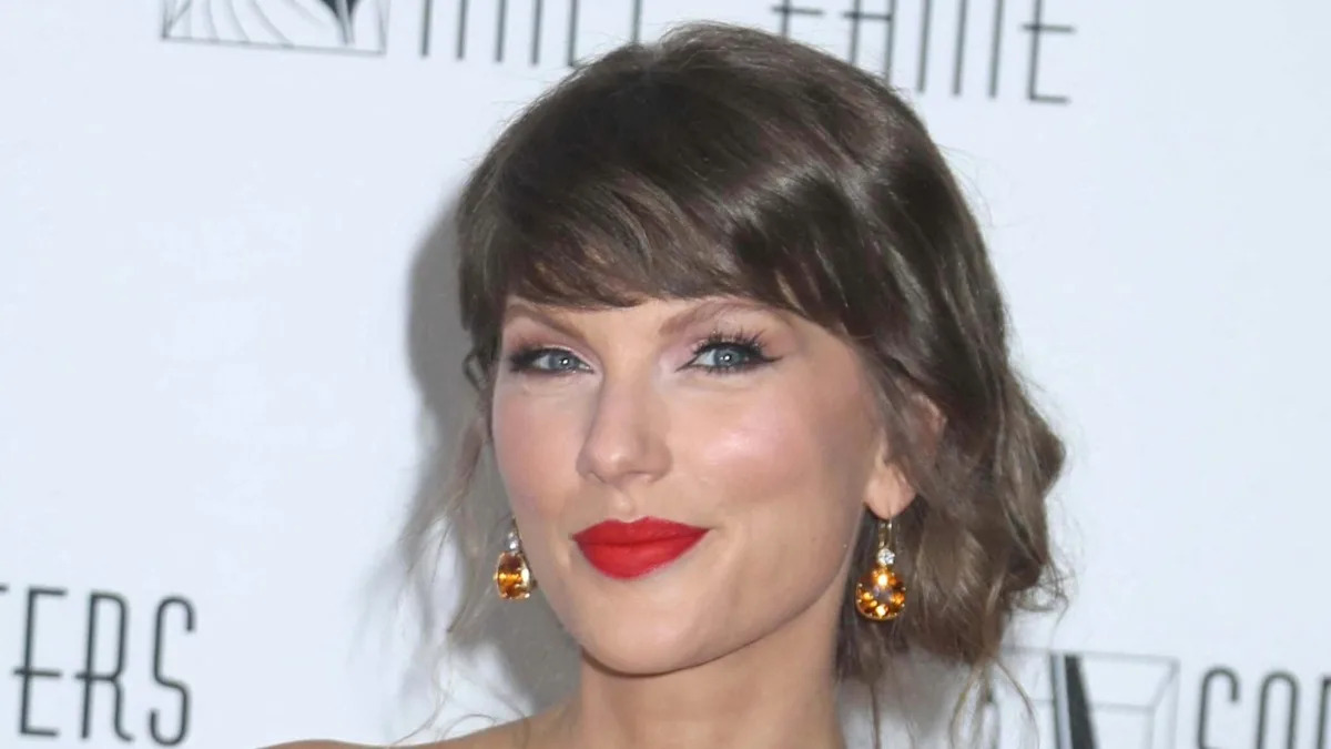 Taylor Swift Constructs ‘Massive Stage’ for MSG Wedding as NYC Mayor Seemingly Confirms Date
