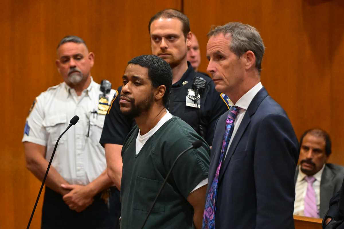 Driver of car involved in shooting death of NYPD Det. Jonathan Diller in Far Rockaway pleads guilty to top-count weapon charge: DA – QNS
