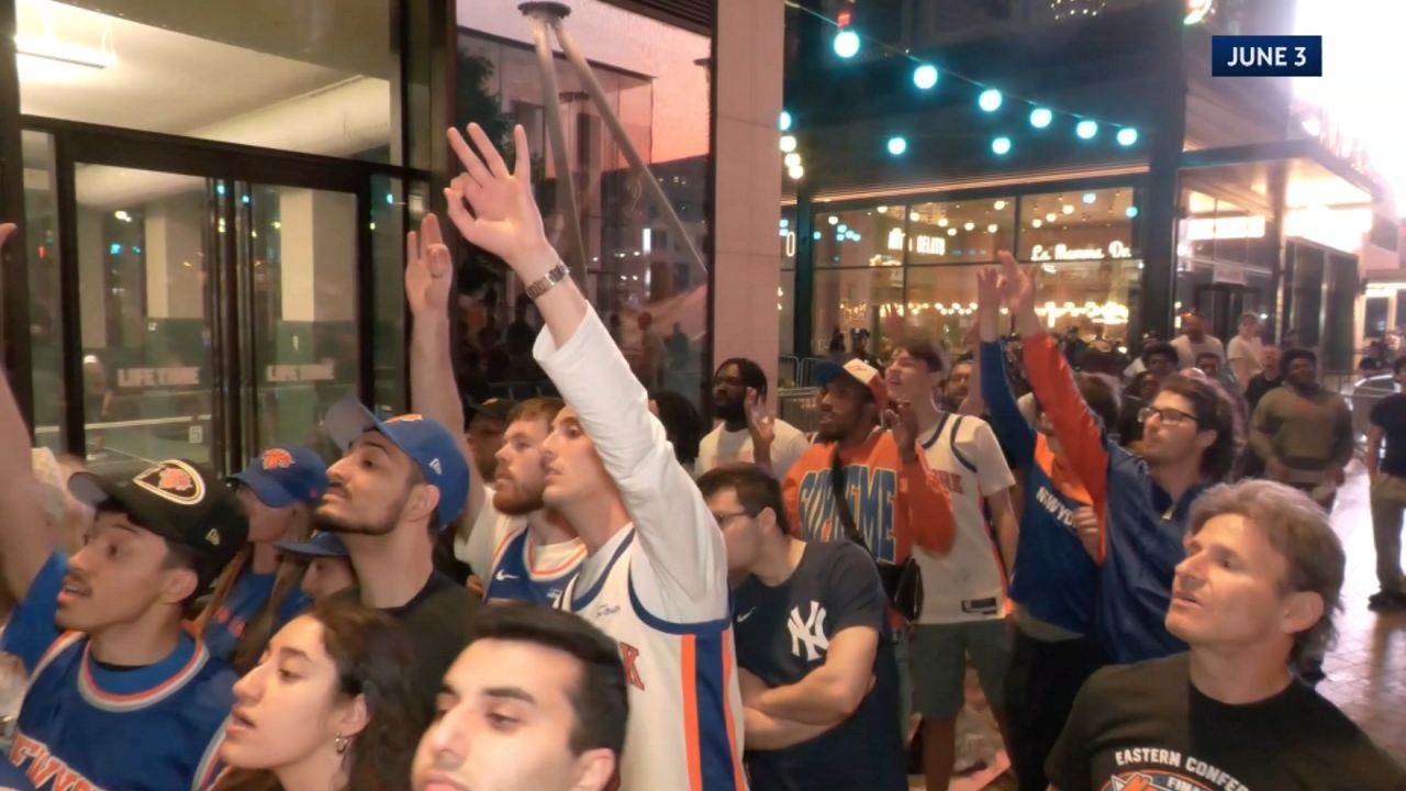 NYC businesses take advantage of Knicks momentum