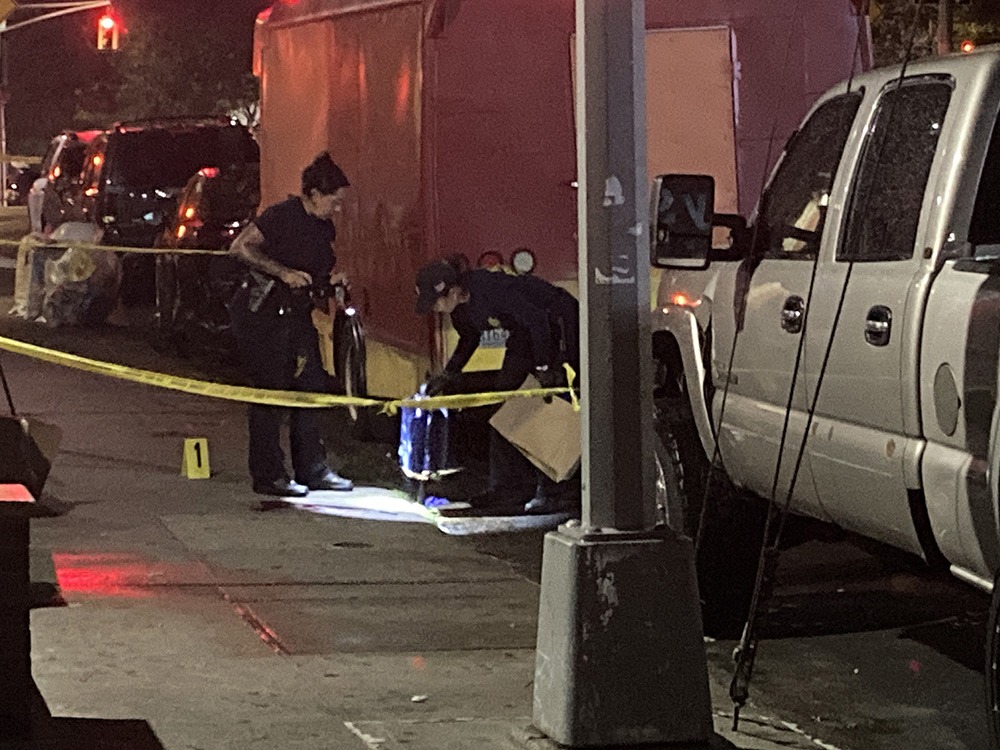 UPDATE Belmont: 21-Year-Old Man Dead after Shooting on East 187th Street