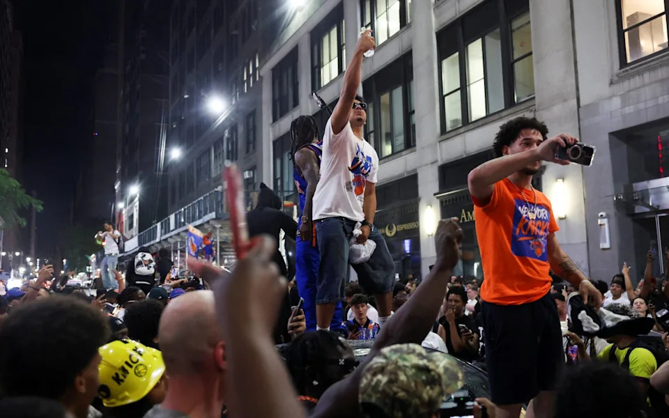 Supporters celebrate the historic comeback