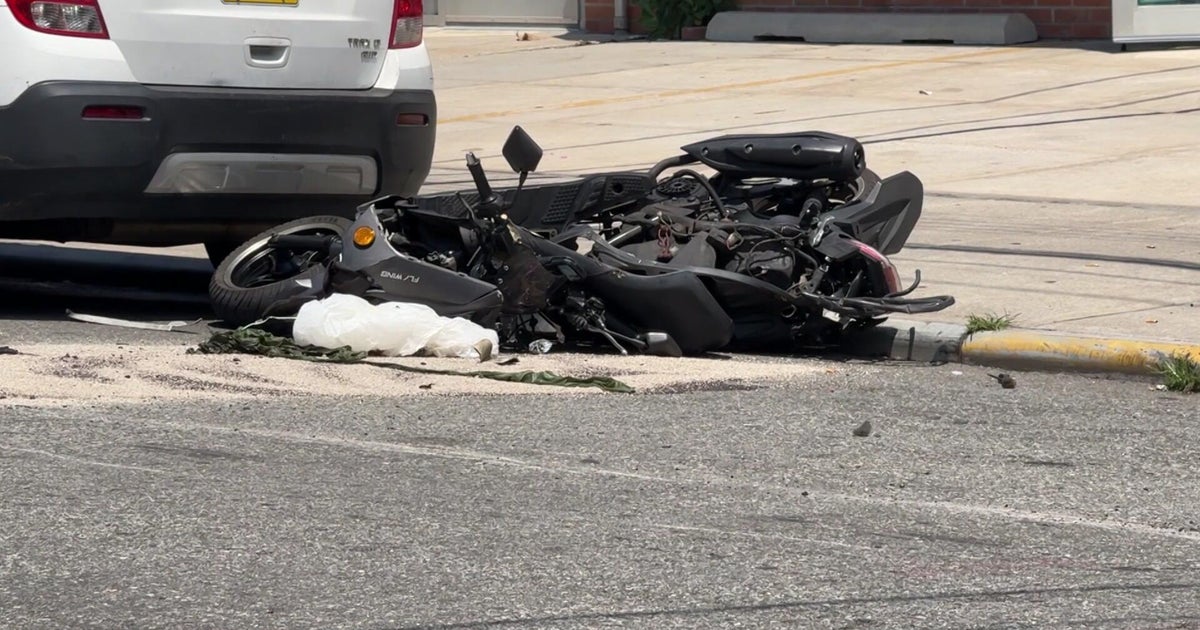 Teen killed, another injured when moped crashes into open car door in Queens