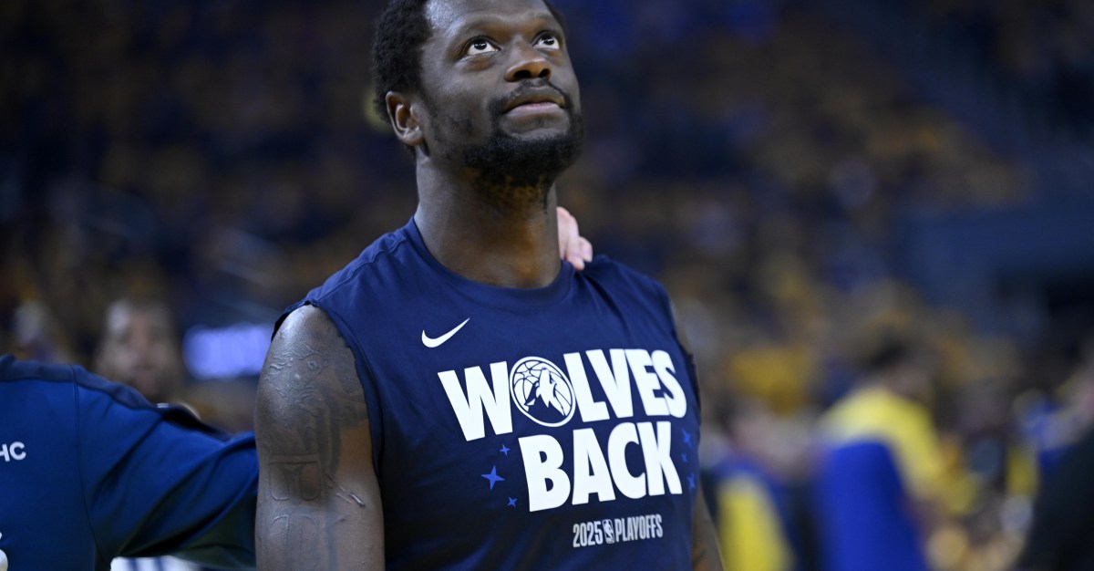 NBA Trade: Julius Randle Salary Dumped to Brooklyn
