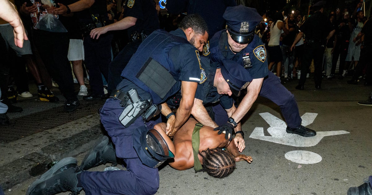 Arrests made outside MSG as rowdy behavior returns during Knicks Game 4