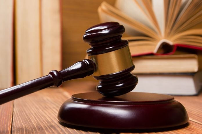 Manhattan judge who drew federal prosecutor’s attention resigns following critical report