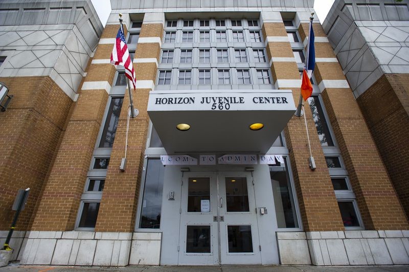 Feds Arrest Yonkers Man for Smuggling Contraband into Bronx Juvenile Detention Center