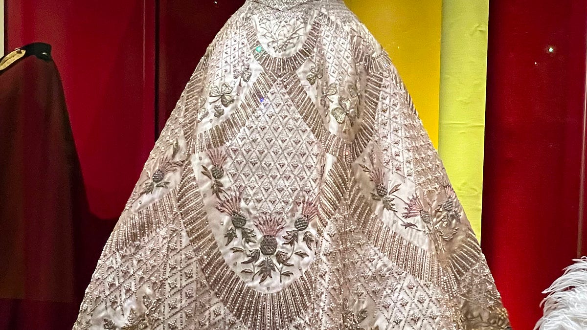The Queen’s Maple Leaf Style: The coronation gown