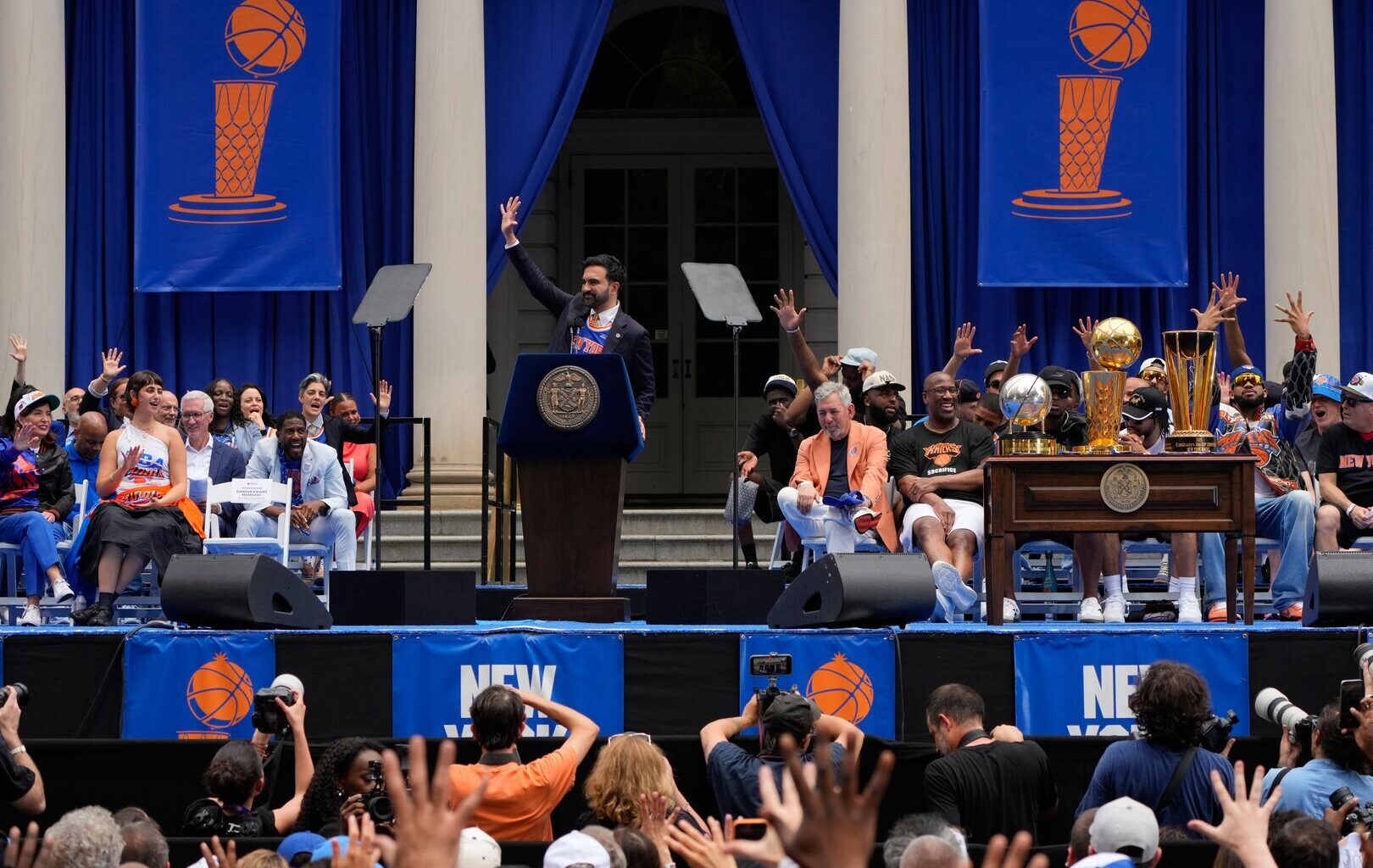 Mamdani gives New York Knicks keys to city after NBA title | Basketball