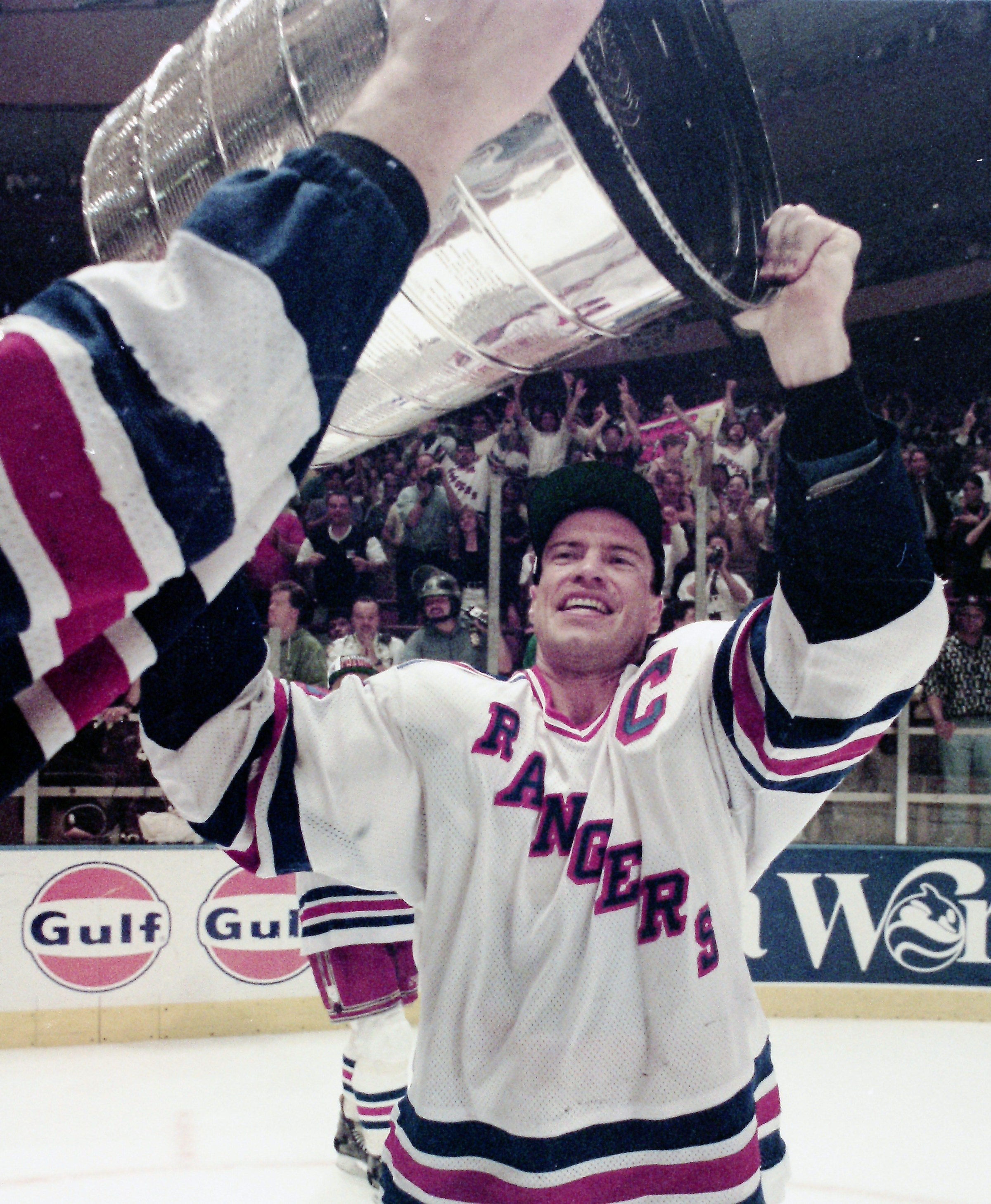 Rangers Mark Messier celebrates with the Stanley Cup after the Rangers defeated Vancouver 3-2 in game 7 of the Stanley Cup Finals at Madison Square Garden June 14, 1994.