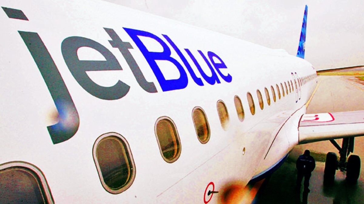 JetBlue plane hits drone on approach to JFK – NBC New York