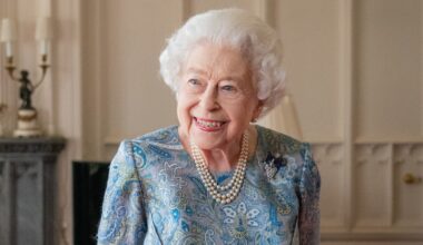 What Was In Queen Elizabeth's Makeup Bag? Her Beauty Buys Were Cheaper Than You'd Think