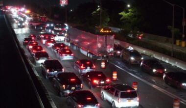 LIE crash kills two, injures 20 as lanes in Queens remain shutdown