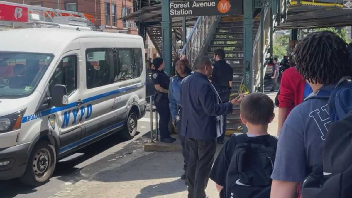 Man, 35, struck and killed by M train at Forest Avenue subway station in Ridgewood: NYPD – QNS