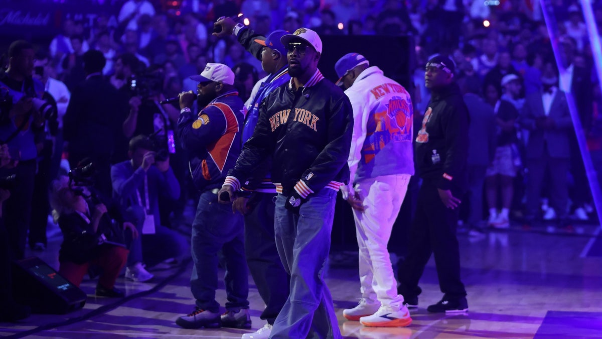 Knicks to celebrate title on "Tonight Show” with Wu-Tang