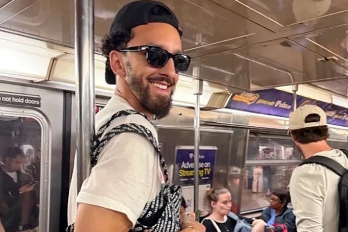 Knicks NBA champ Landry Shamet goes incognito on the subway