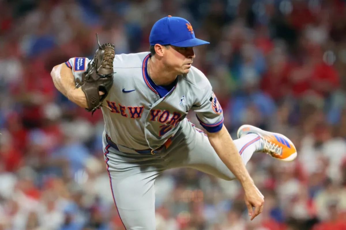 Mets-Cubs game postponed as pounding rain blankets Queens