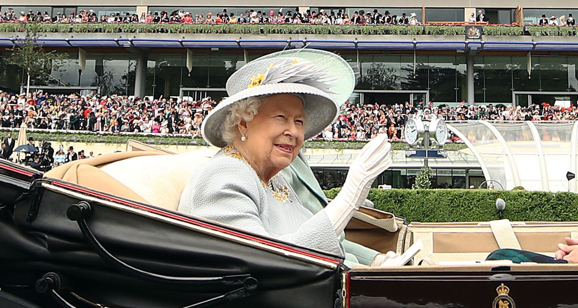 Queen Elizabeth Ascot fashion