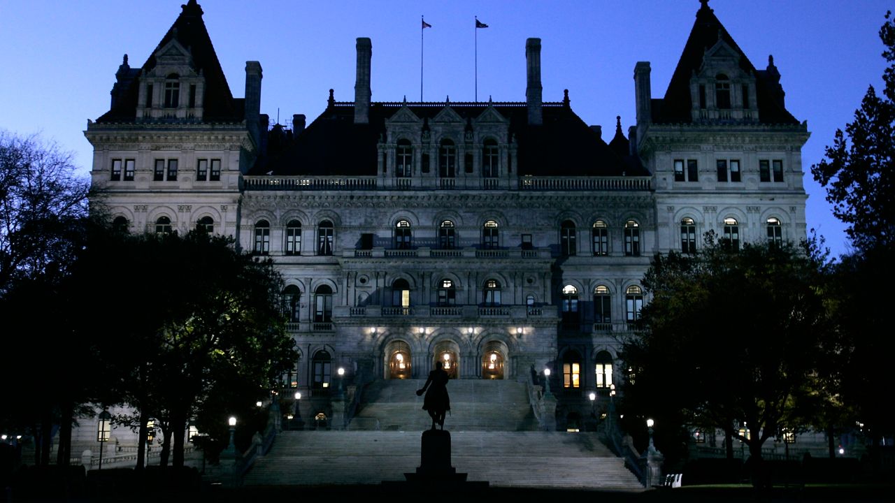 Experts reflect on end of N.Y. legislative session
