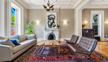 parlor with mantel, ceiling medallion