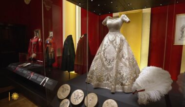 An exhibit fit for a queen: The fashion of Elizabeth II