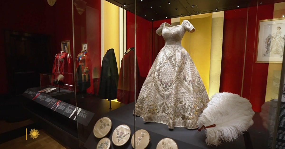 An exhibit fit for a queen: The fashion of Elizabeth II