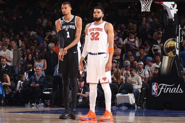 Mike Brown: 'Extremely important' to get Towns more touches