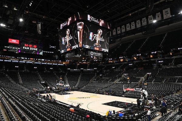 Ticketmaster says no valid Game 5 tickets will be revoked