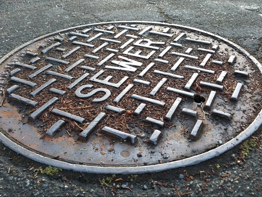 3 People Seen Climbing Into Queens Manhole, 3rd Reported Incident In NYC