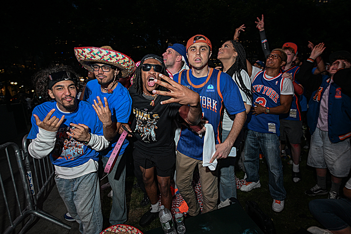 Knicks fever: NYC resumes watch party outside MSG tonight, but with security restrictions that leave team’s ownership fuming