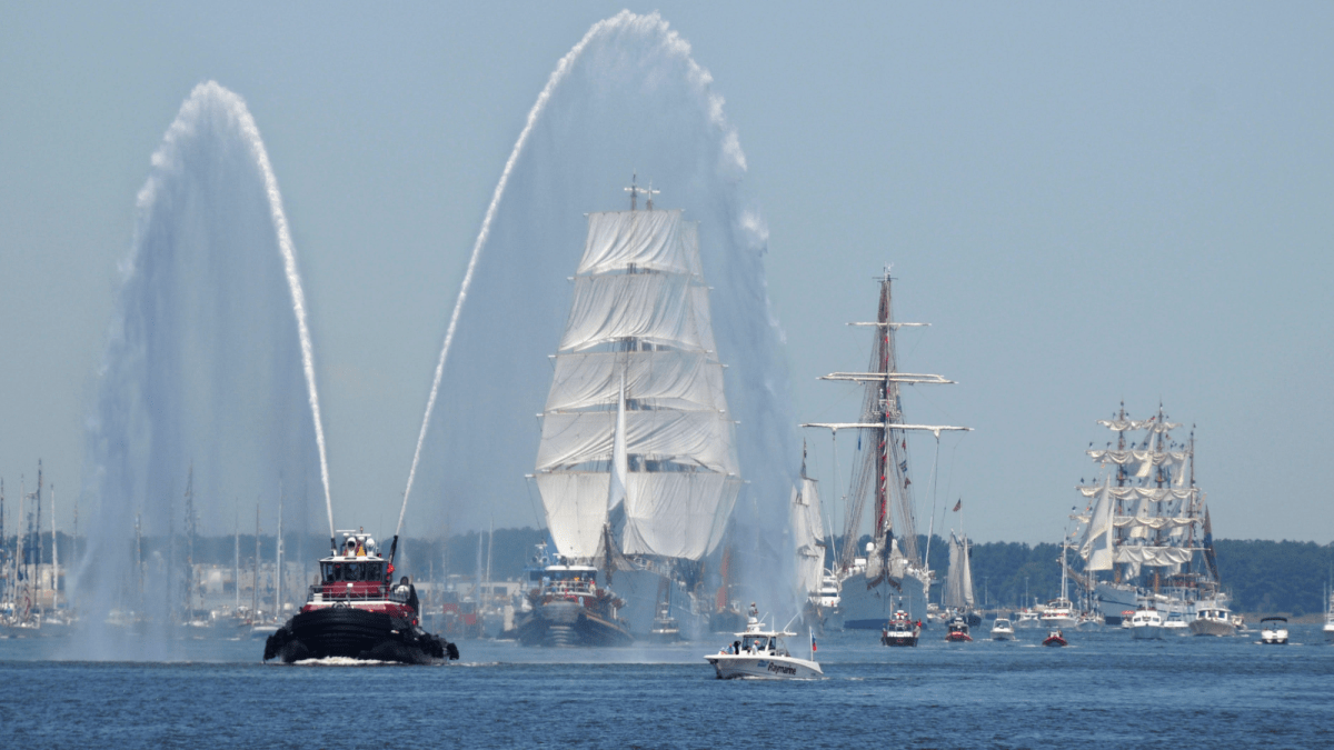 The largest peacetime maritime gathering in U.S. history comes to New York City