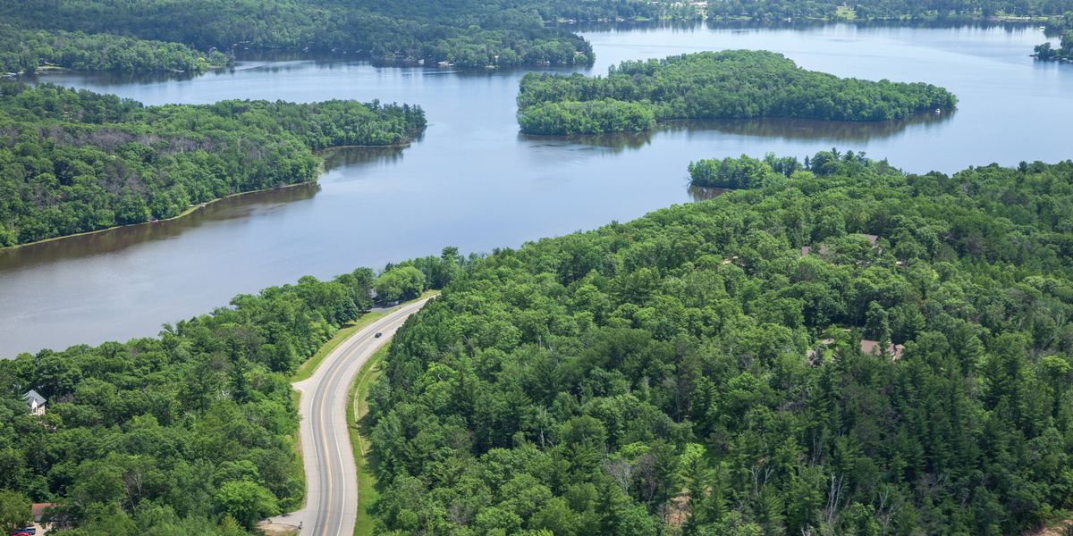 Brooklyn Park teacher taking 1,000 mile Mississippi River canoe trip to help students experience the outdoors