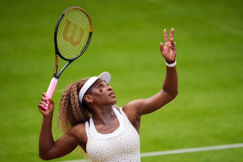 Serena Williams' comeback at the Queen's Club is over after injury to doubles partner