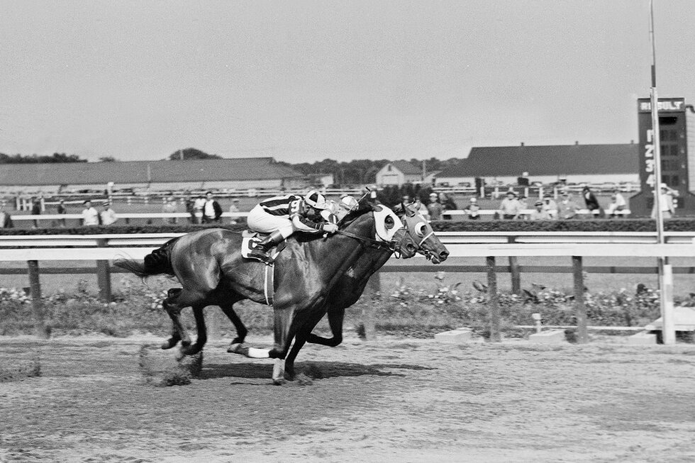 NYC’s last horse track ending live races