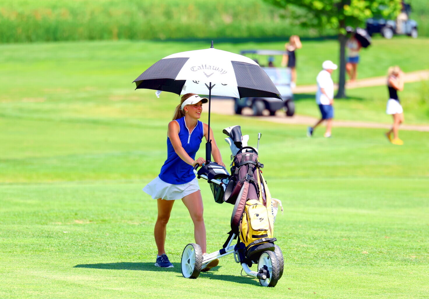 Brooklyn Glorvigen shines, sets personal best 77 in opening round at state - Perham Focus
