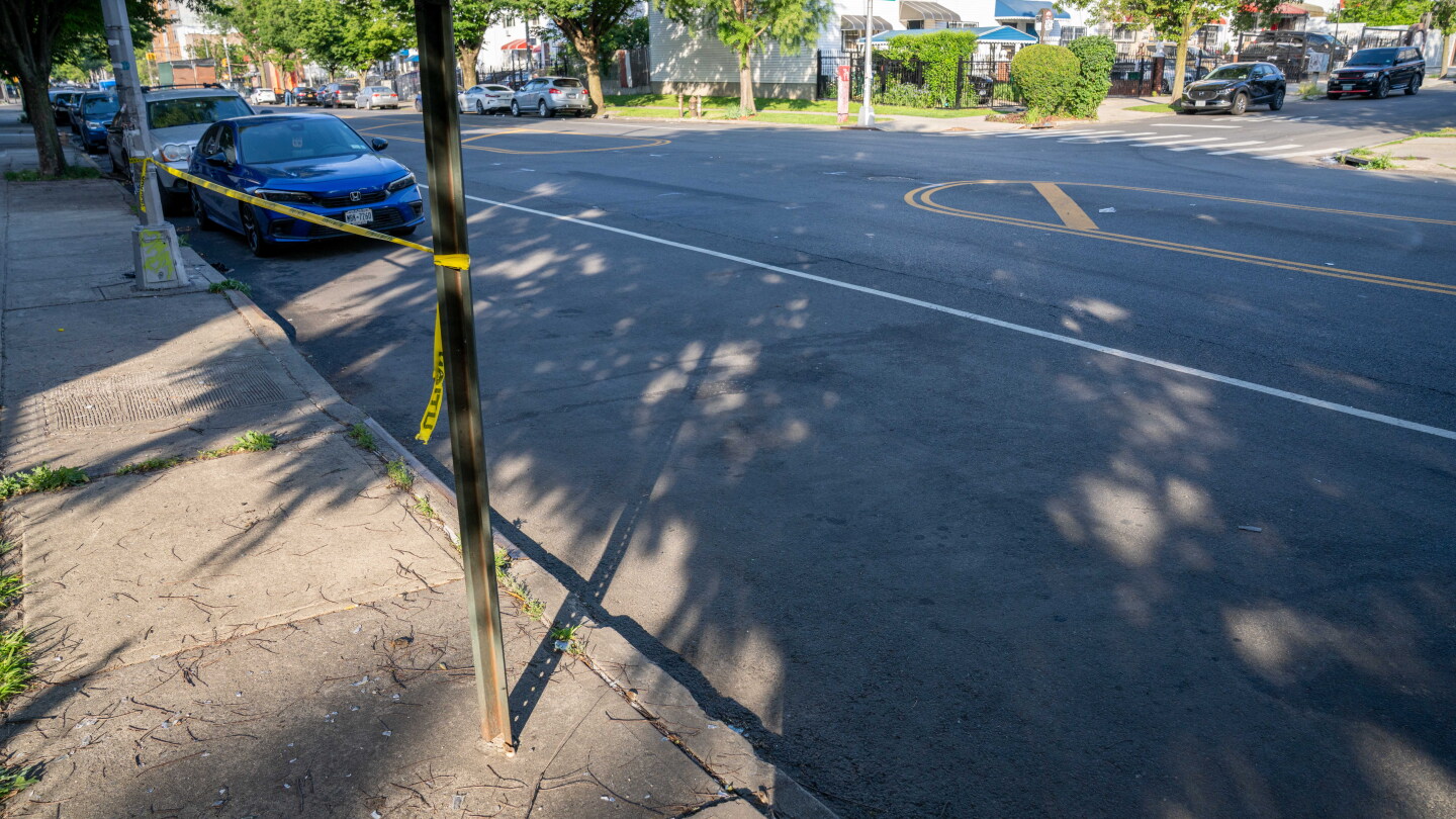 FDNY firetruck responding to emergency fatally strikes woman in Bronx