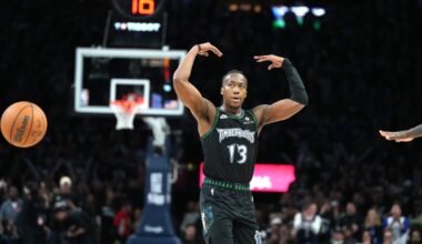 Timberwolves to re-sign Ayo Dosunmu, trade Julius Randle to Brooklyn: Reports